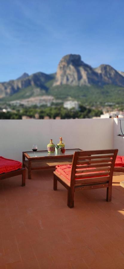 Villa Casaboutique Cerca Del Mar Con Vistas A La Montana Polop Exterior foto